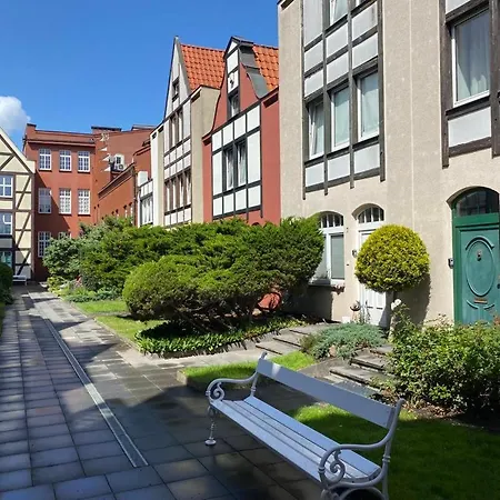 Kauris Apartament *